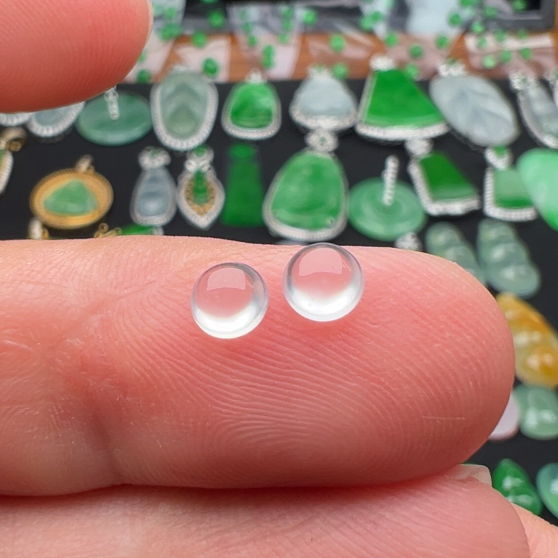 翡翠未镶嵌颈饰蛋面4.4