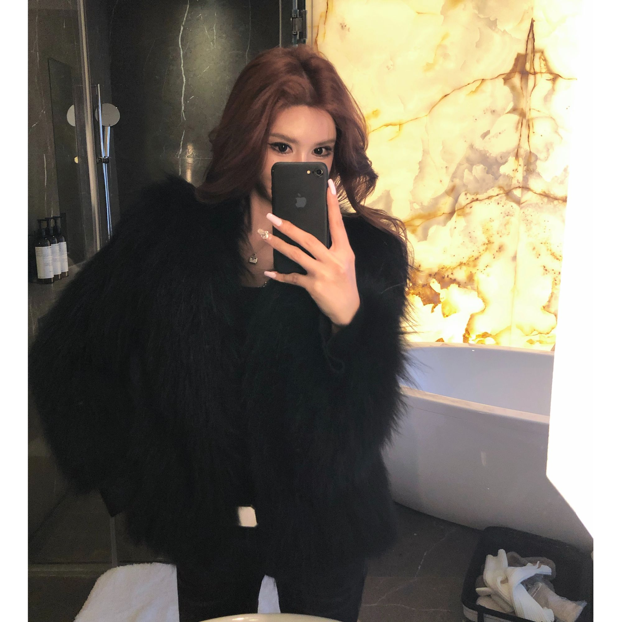 婉君Y【双面貉子毛】秋冬时尚重工编织经典皮草外套LWJ24D4C2605