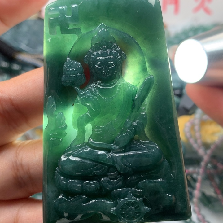 翡翠颈饰未镶嵌保真天然A货翡翠