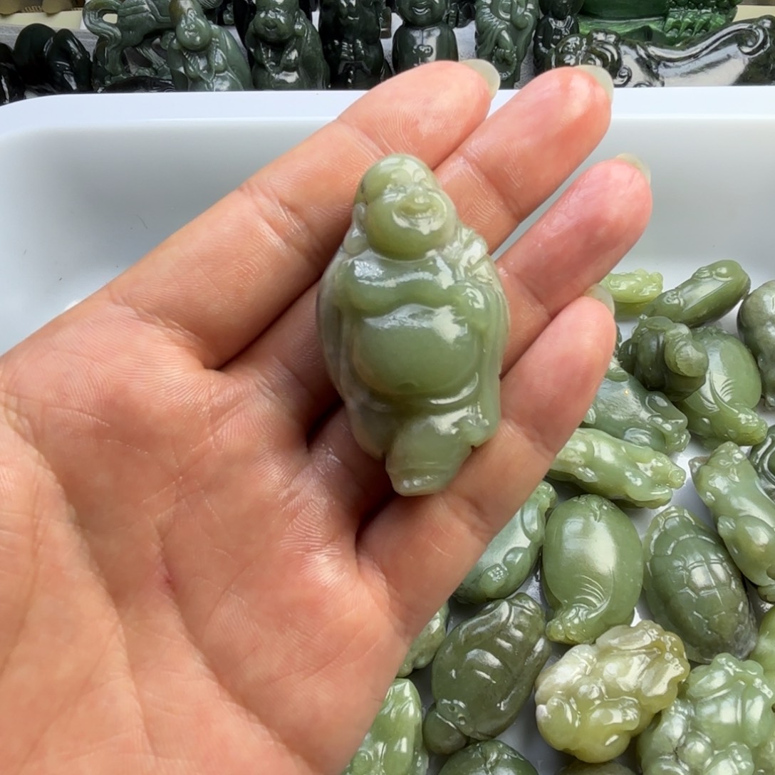 和田玉（糖玉）未镶嵌颈饰