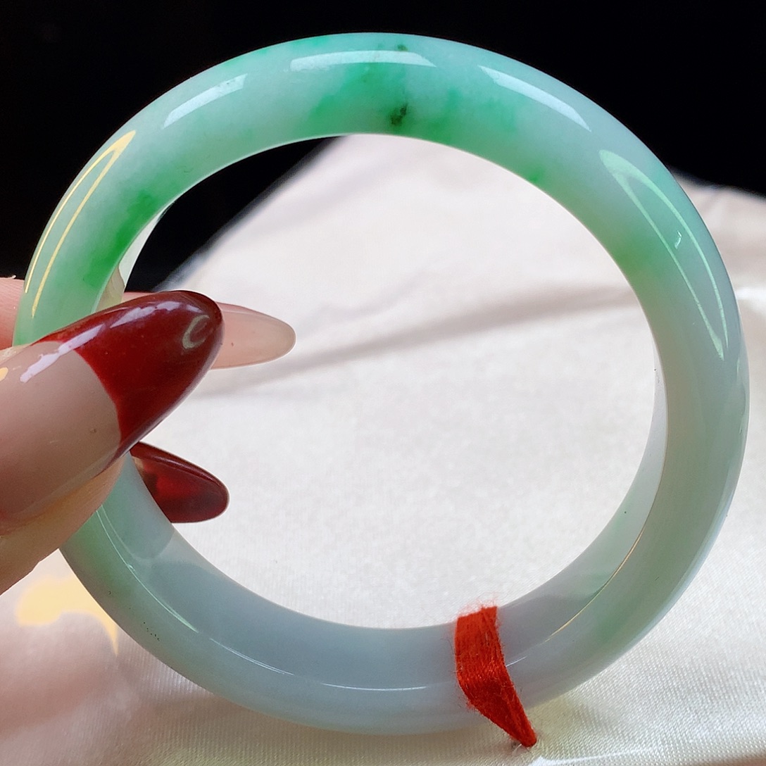 翡翠手镯未镶嵌天然翡翠1173