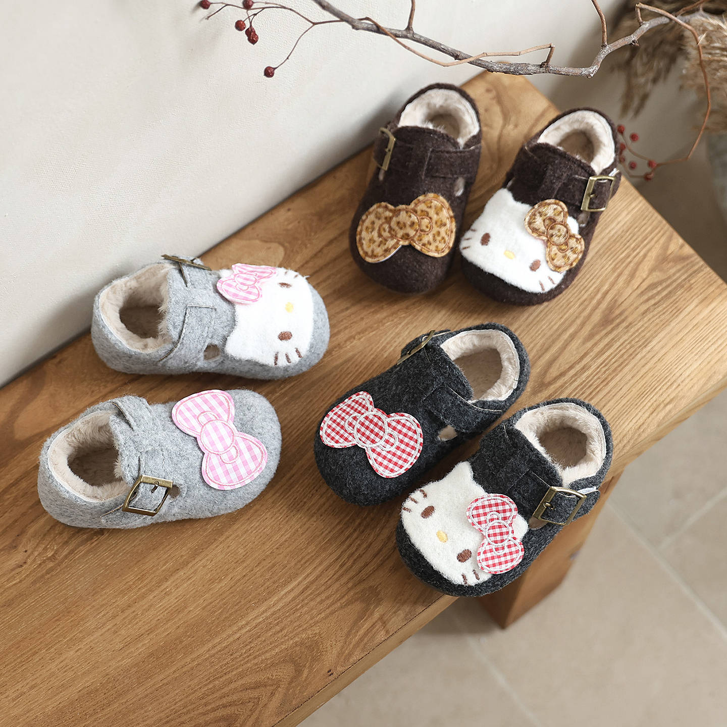 儿童可爱猫猫冬季毛毛鞋圆头软底车缝线（微胶）