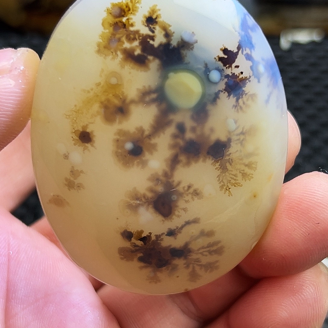 爱***莲玛瑙/玉髓未镶嵌珠宝半成品