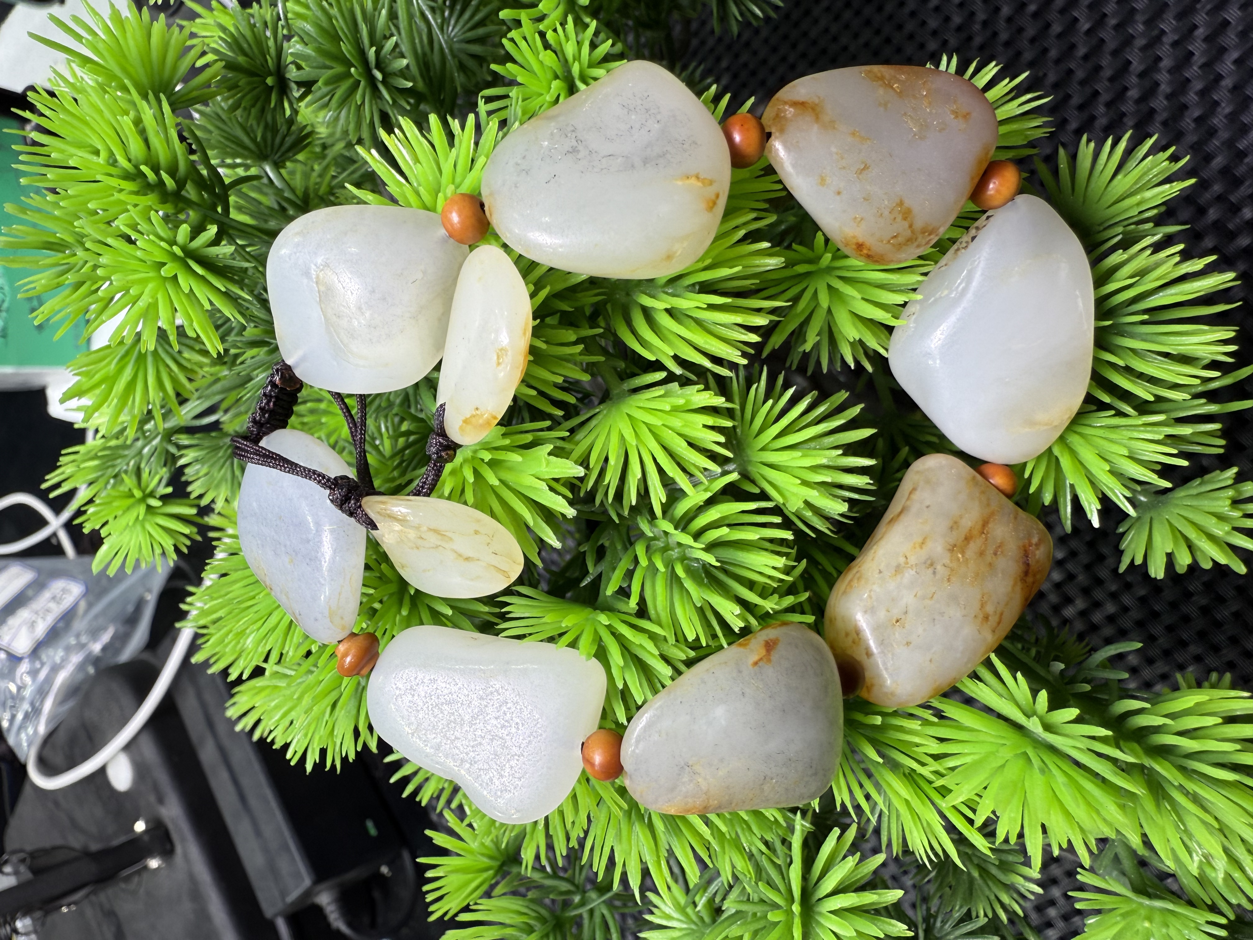 新疆和田玉原石手串