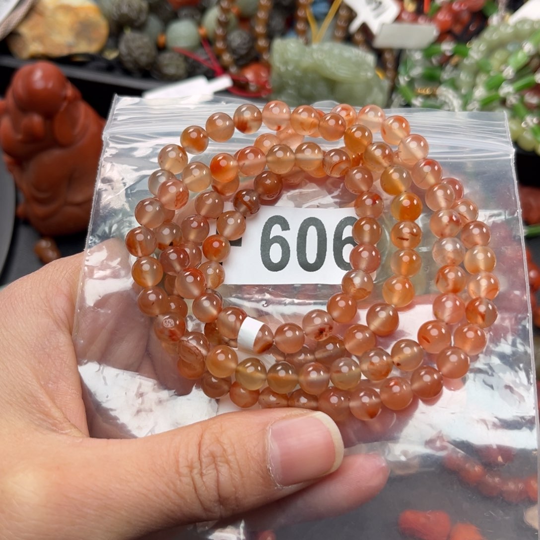 南红玛瑙未镶嵌珠宝奇石