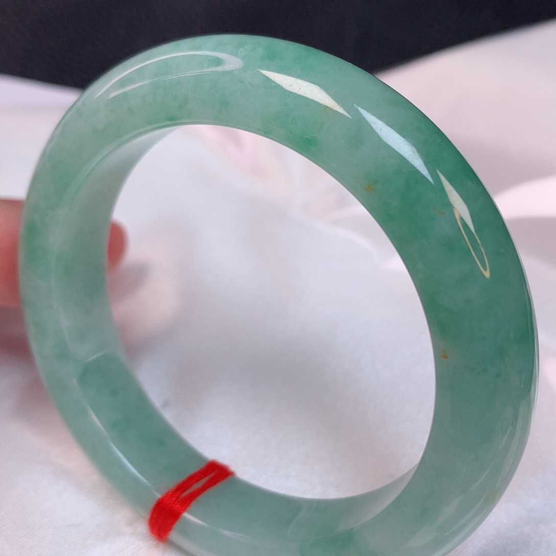 翡翠手镯未镶嵌54 翡翠手镯