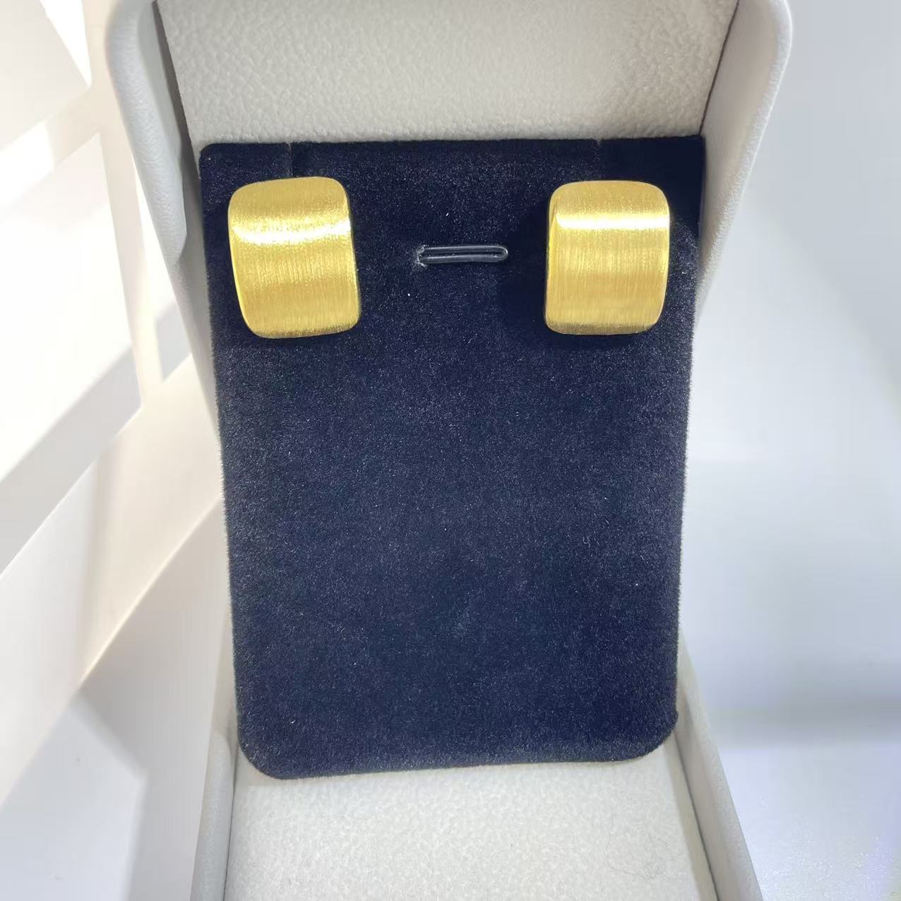 5D黄金足金999拉丝几何高级感个性直针耳钉 轻奢时尚 22808