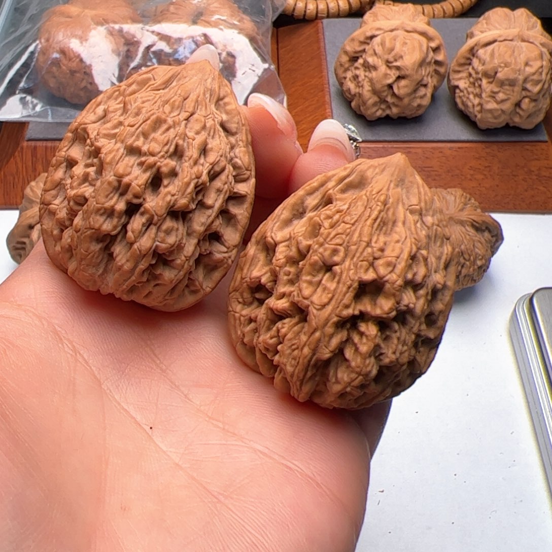 文玩核桃把件麦穗虎36