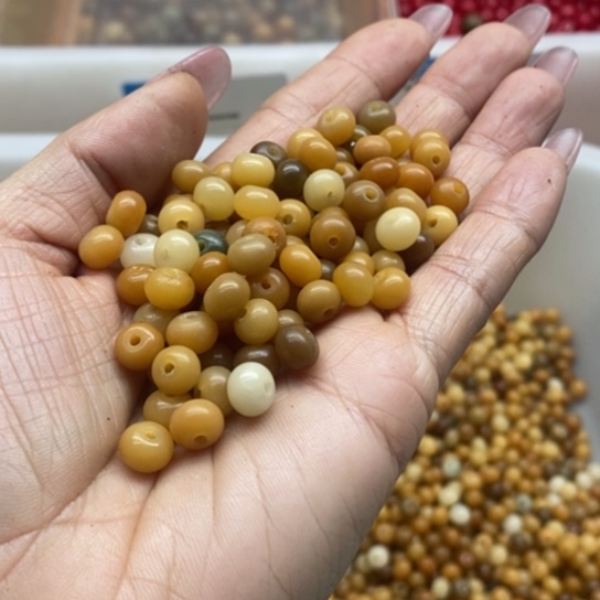 吊坠白玉菩提瑕疵5/7风化苹果100卡灯牌宠200