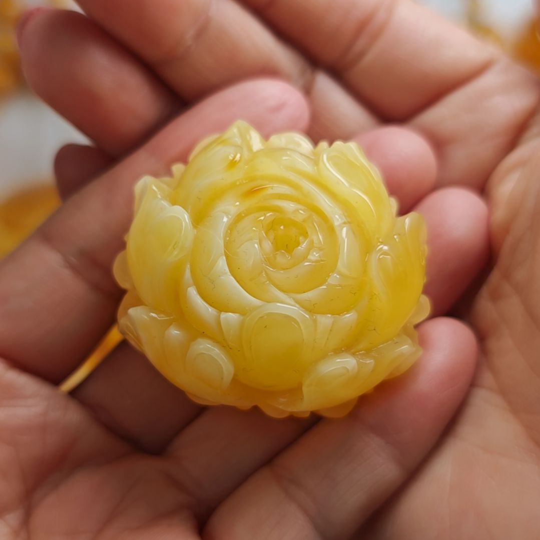 蜜蜡吊坠(赠链)未镶嵌