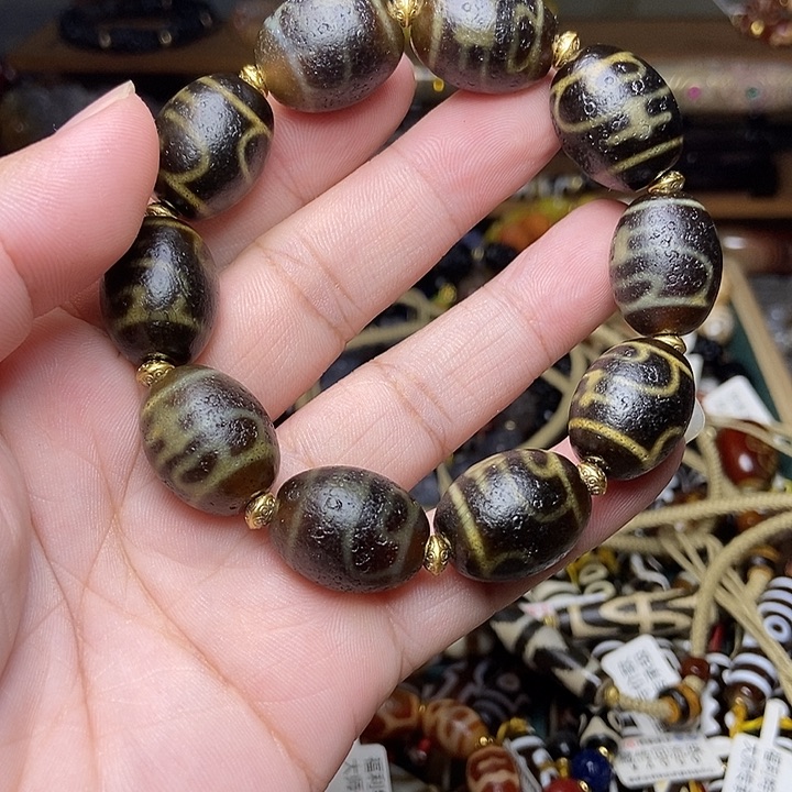 玛瑙/玉髓未镶嵌珠宝半成品