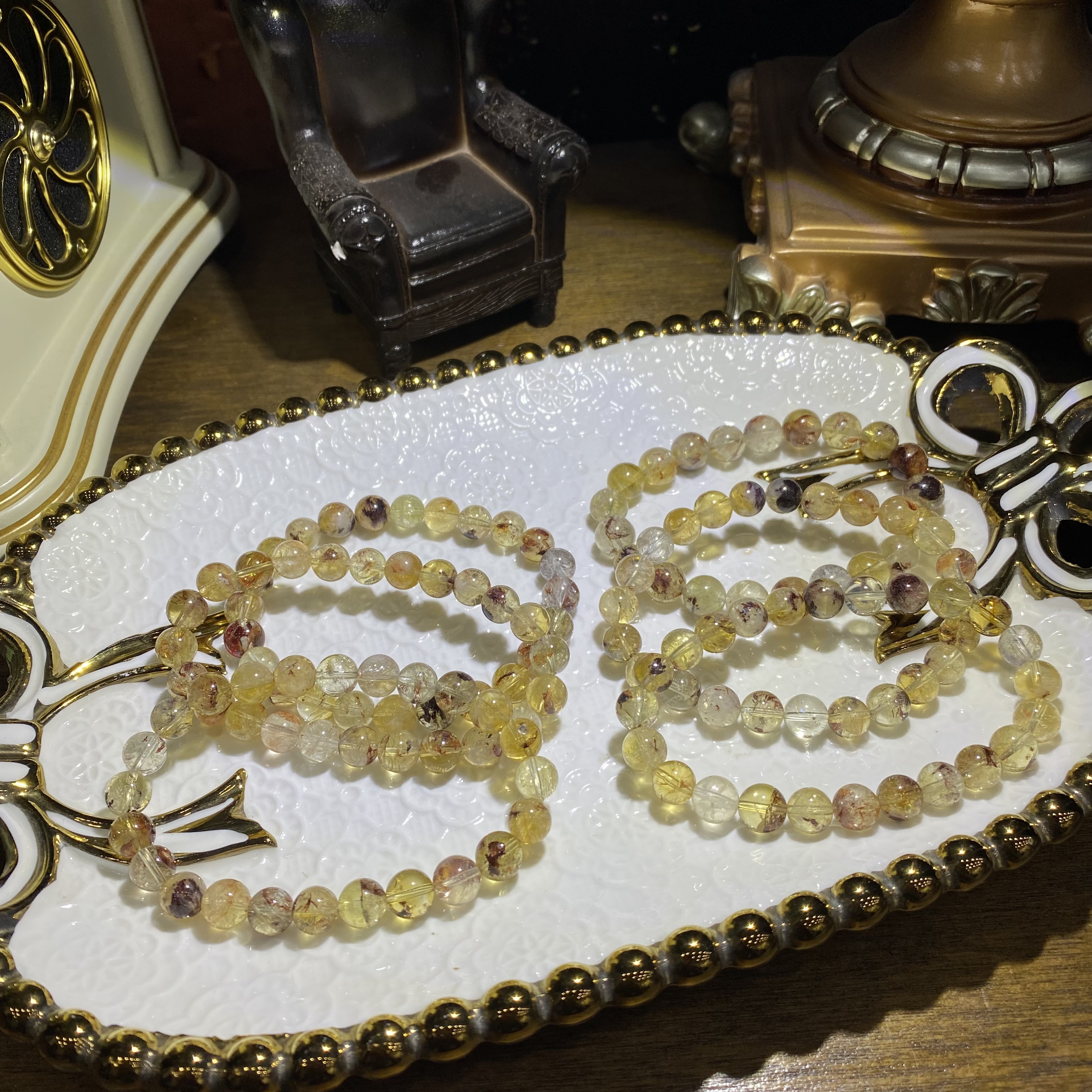 D588-天然黄水胶花共生手串设计款-多样性发其一