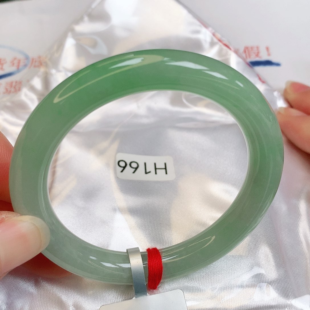 【闪购商品】翡翠手镯未镶嵌缅甸天然a货翡翠