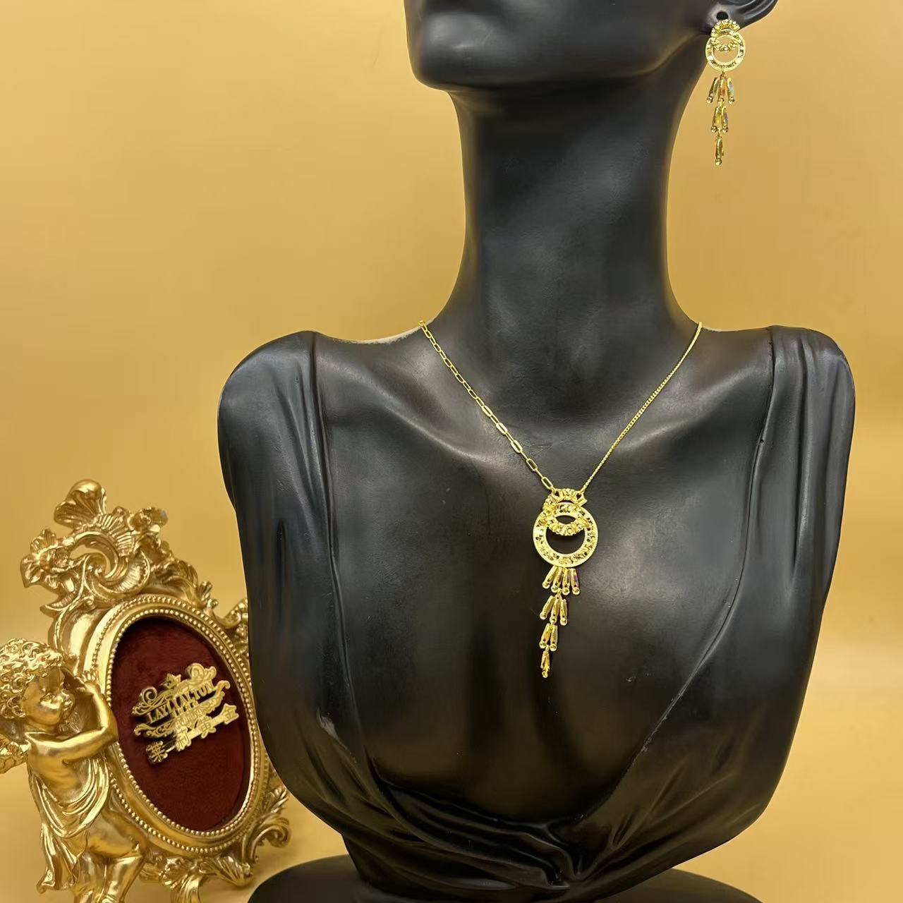 A播 11.44g 足金999 套链e