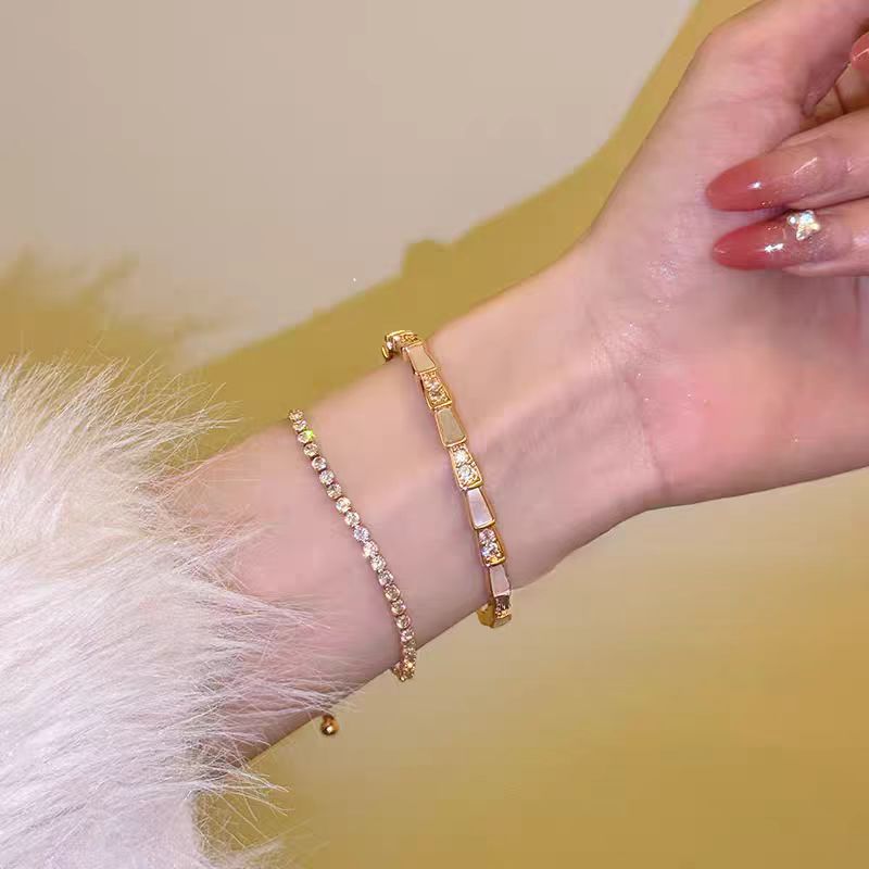 合金合成锆石手镯  意·灵蛇纳福高定手镯158