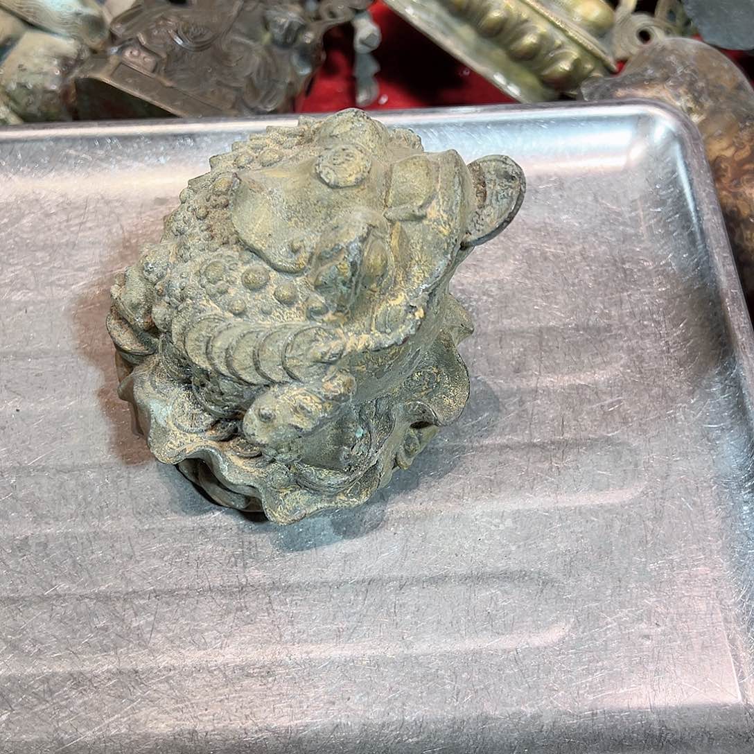 余*翘黄铜摆件工艺品，