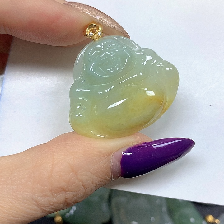 翡翠未镶嵌颈饰挂件