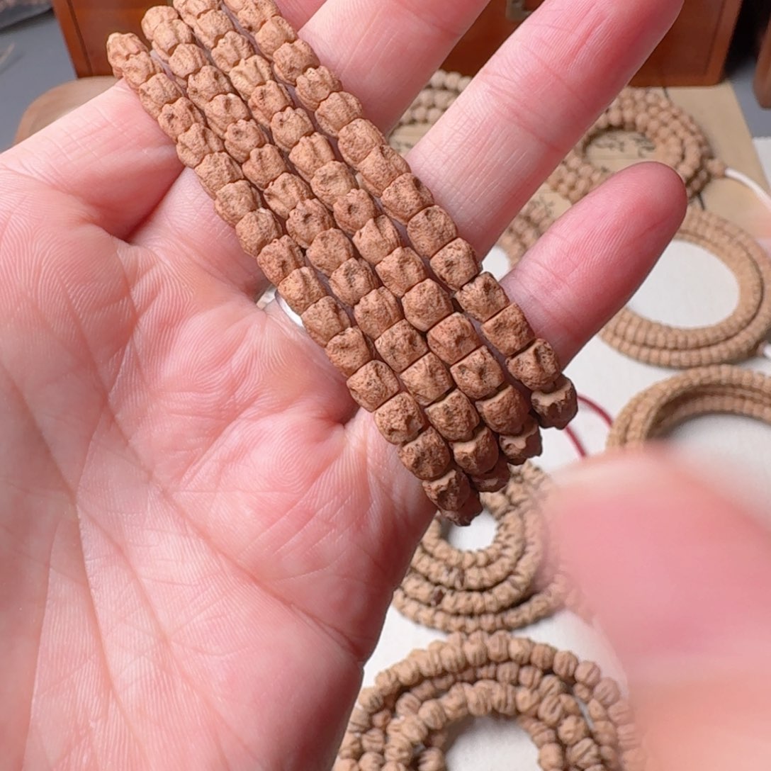 柏香籽/百香籽吊坠