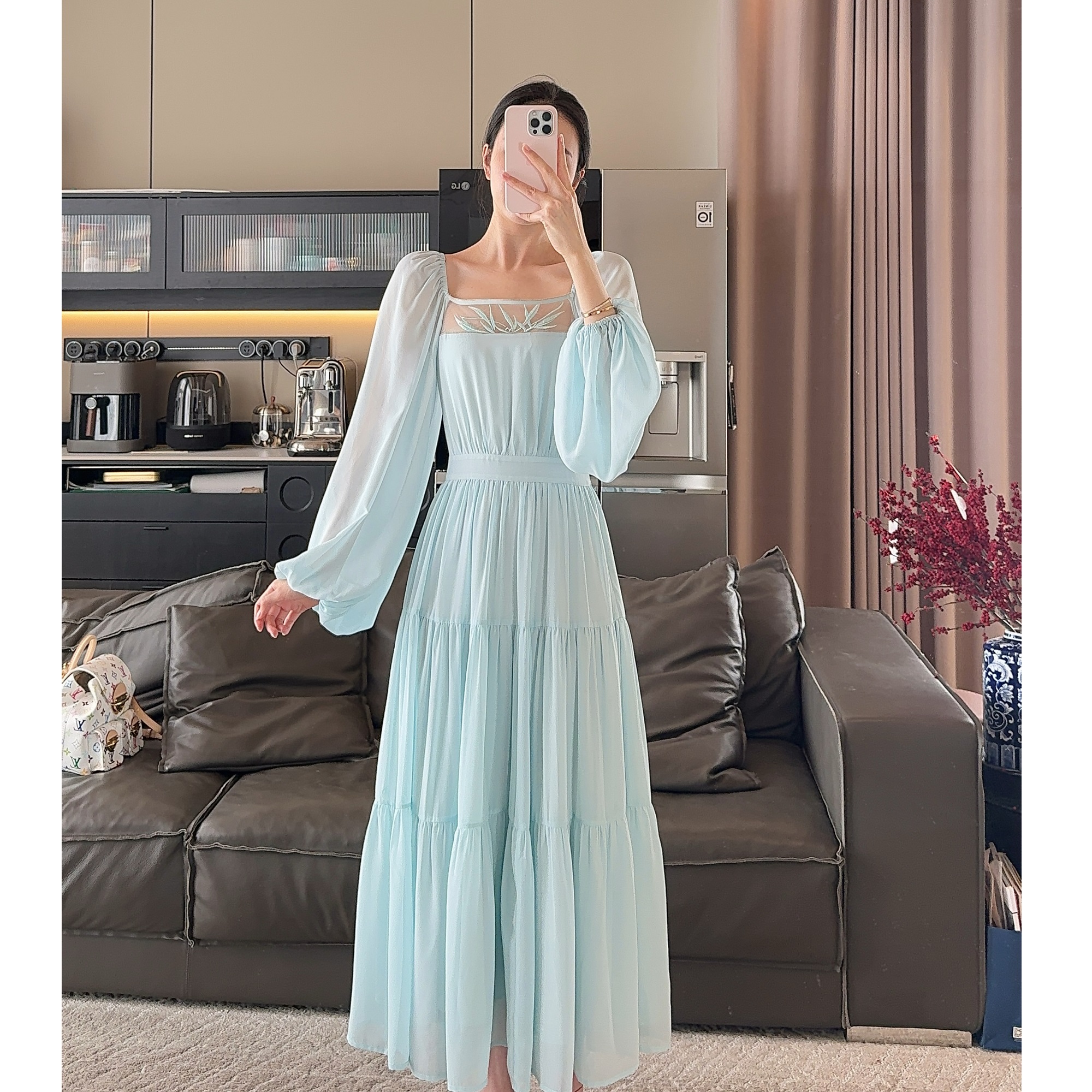 Zwinnie/詹维尼【冰蓝刺绣-独家系列】设计感轻奢连衣裙 GYT202512