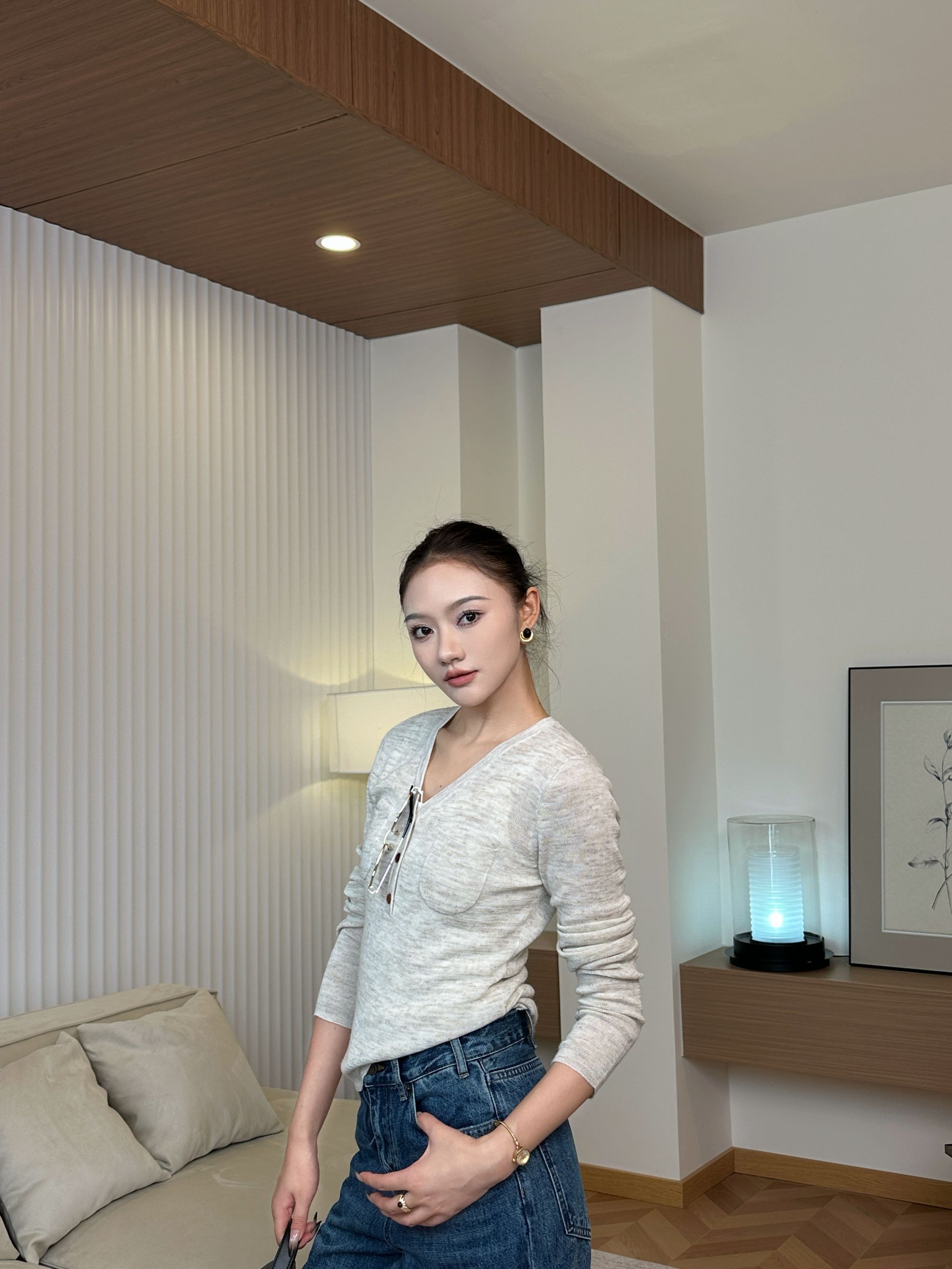 【学院格调】2025早秋新款时尚轻奢百搭气质长袖上衣Y892