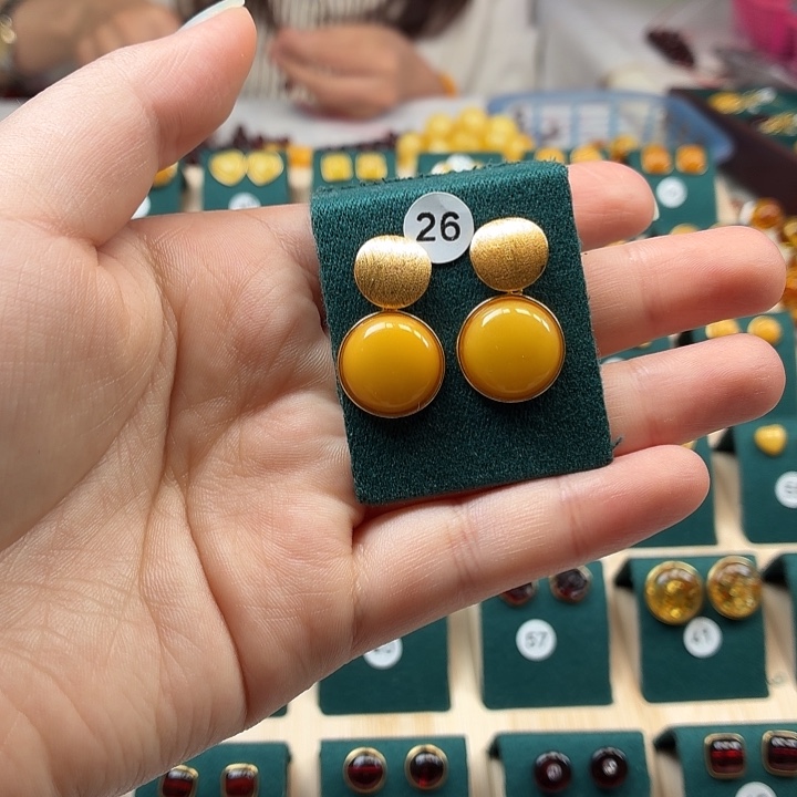 琥珀银S925镶嵌耳饰