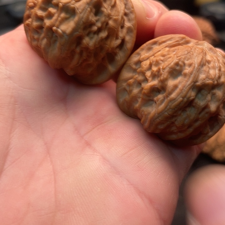 大***简文玩核桃吊坠全品红皮磨