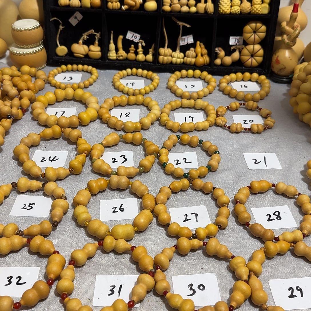 语***苏大叶紫檀（黑酸枝木类）