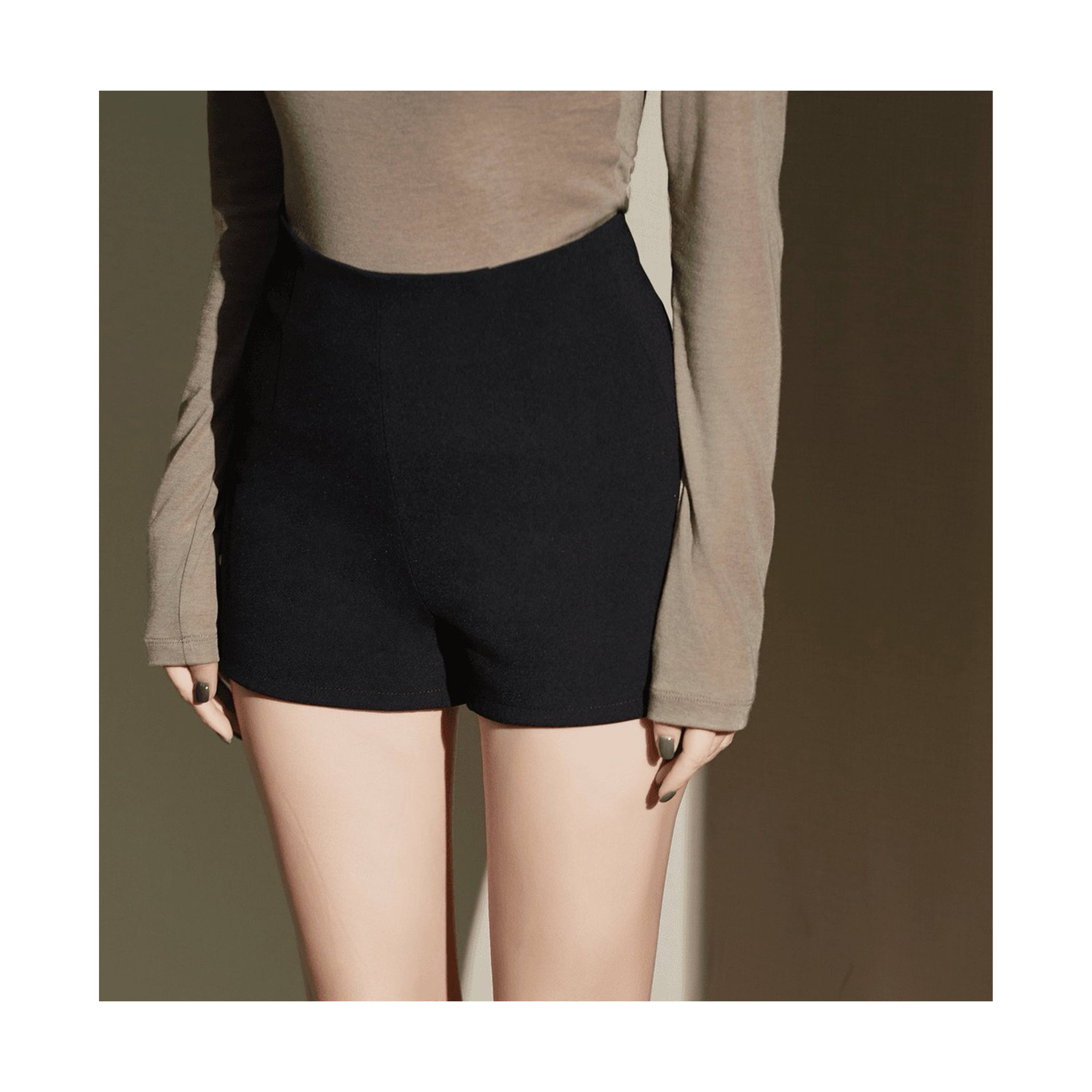 LMERENCE 后拉链高腰显瘦纯色打底短裤A00075