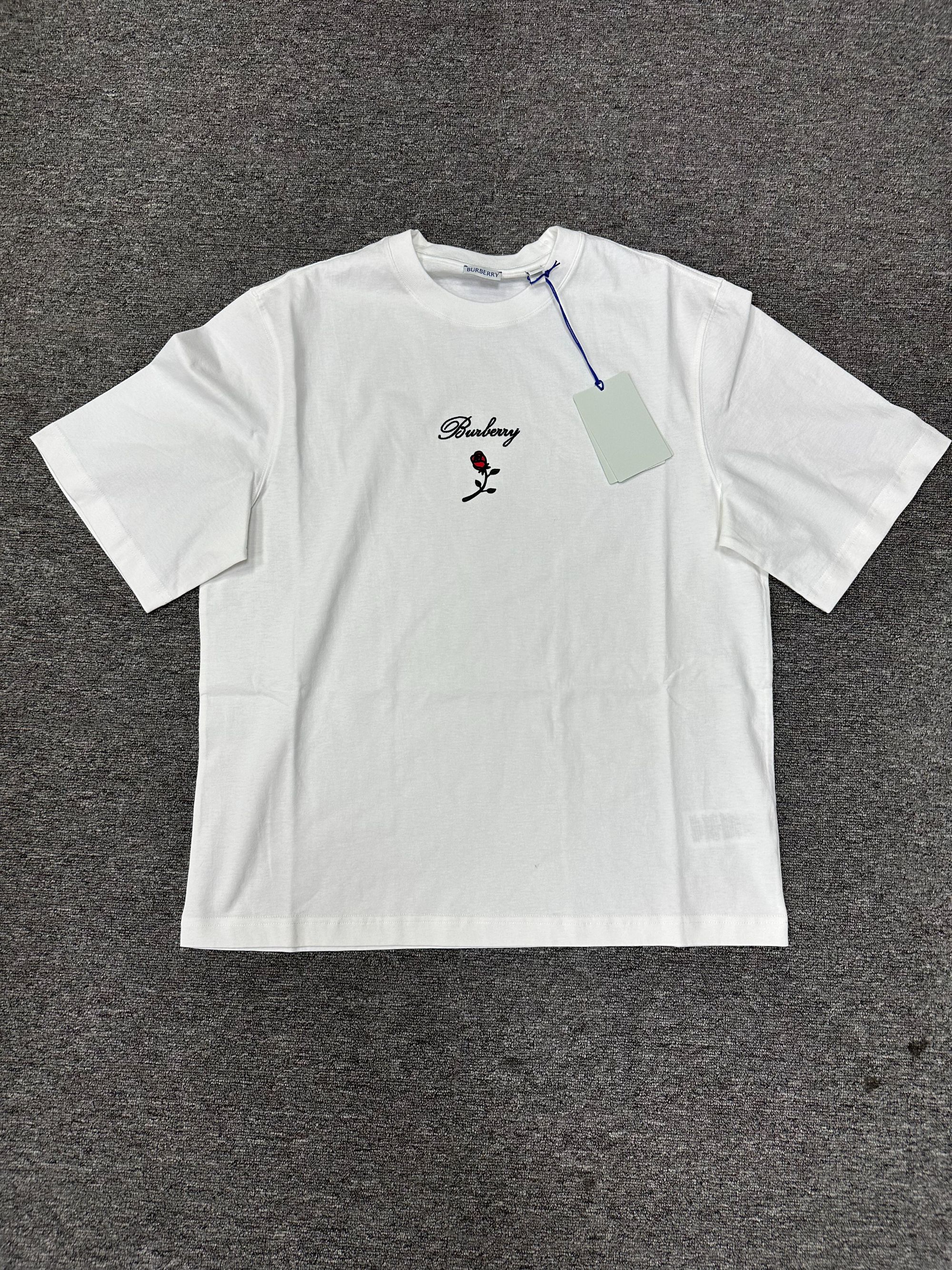 未使用 BURBERRY/博柏利 全新Burberry博柏利玫瑰花短袖