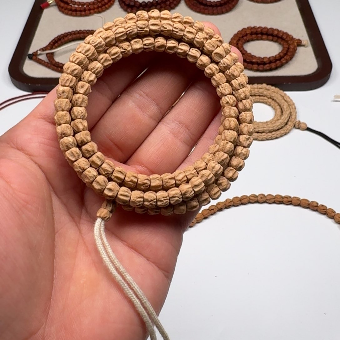 柏香籽/百香籽手串M**明6mm