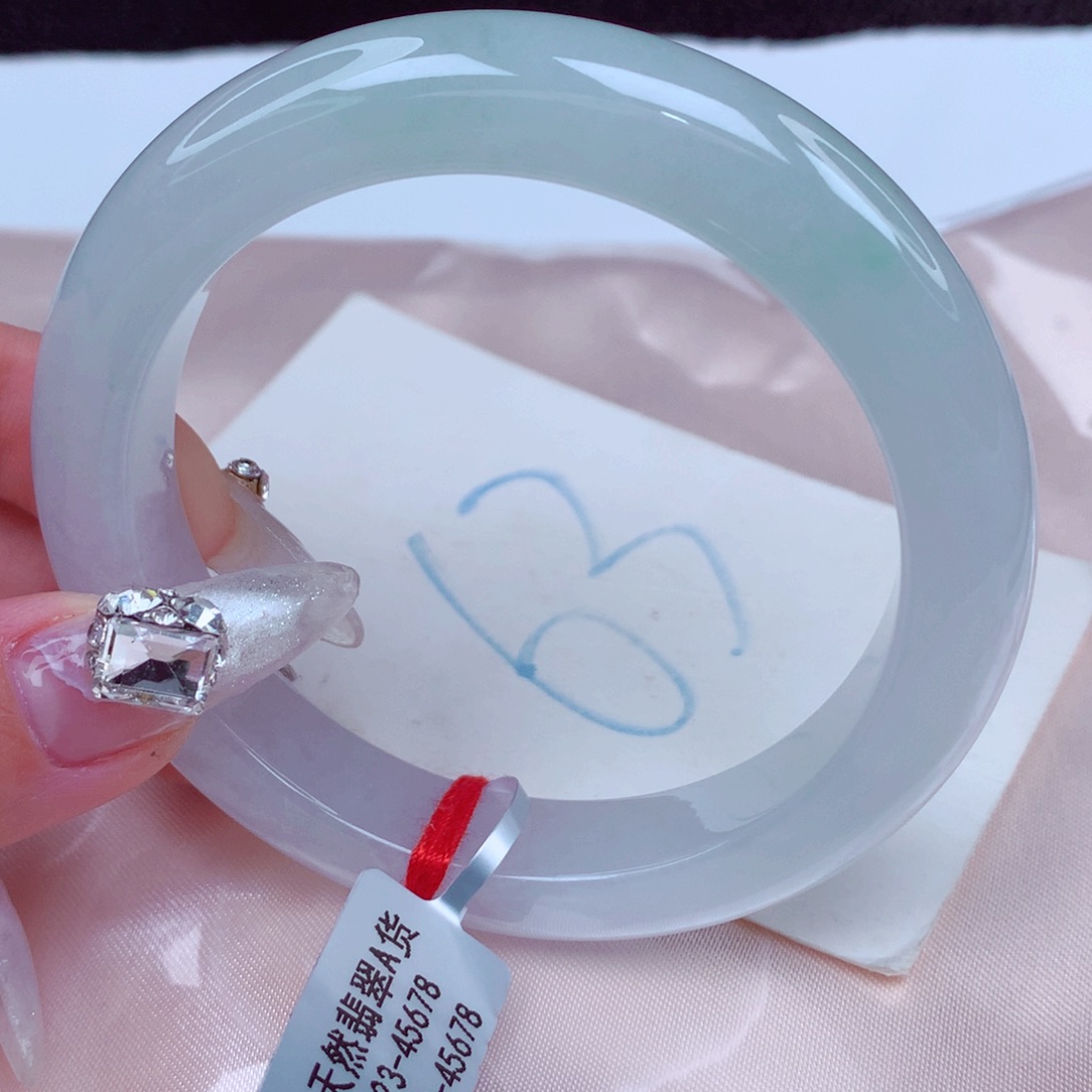 翡翠手镯未镶嵌天然缅甸翡翠A货手镯