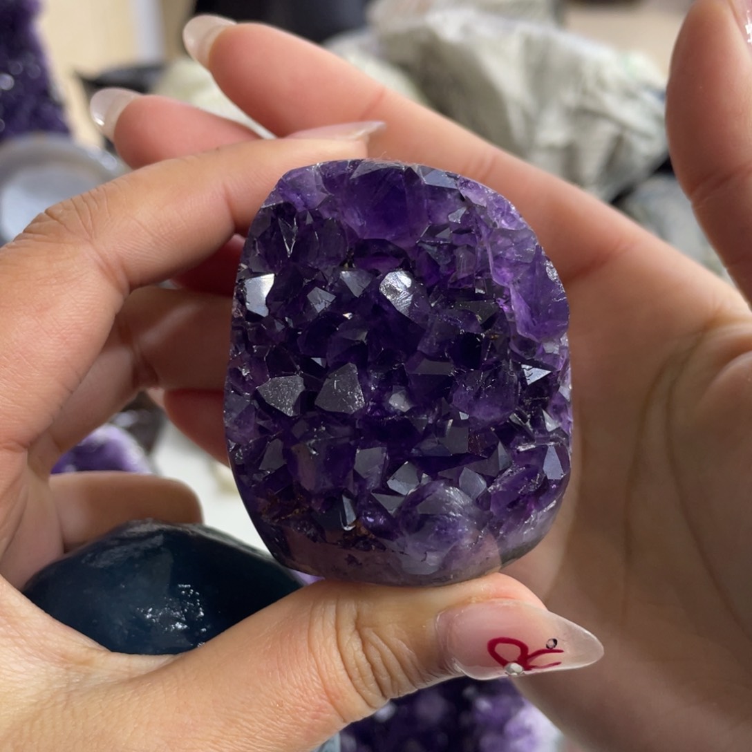 紫晶大型摆件（非配饰）未镶嵌