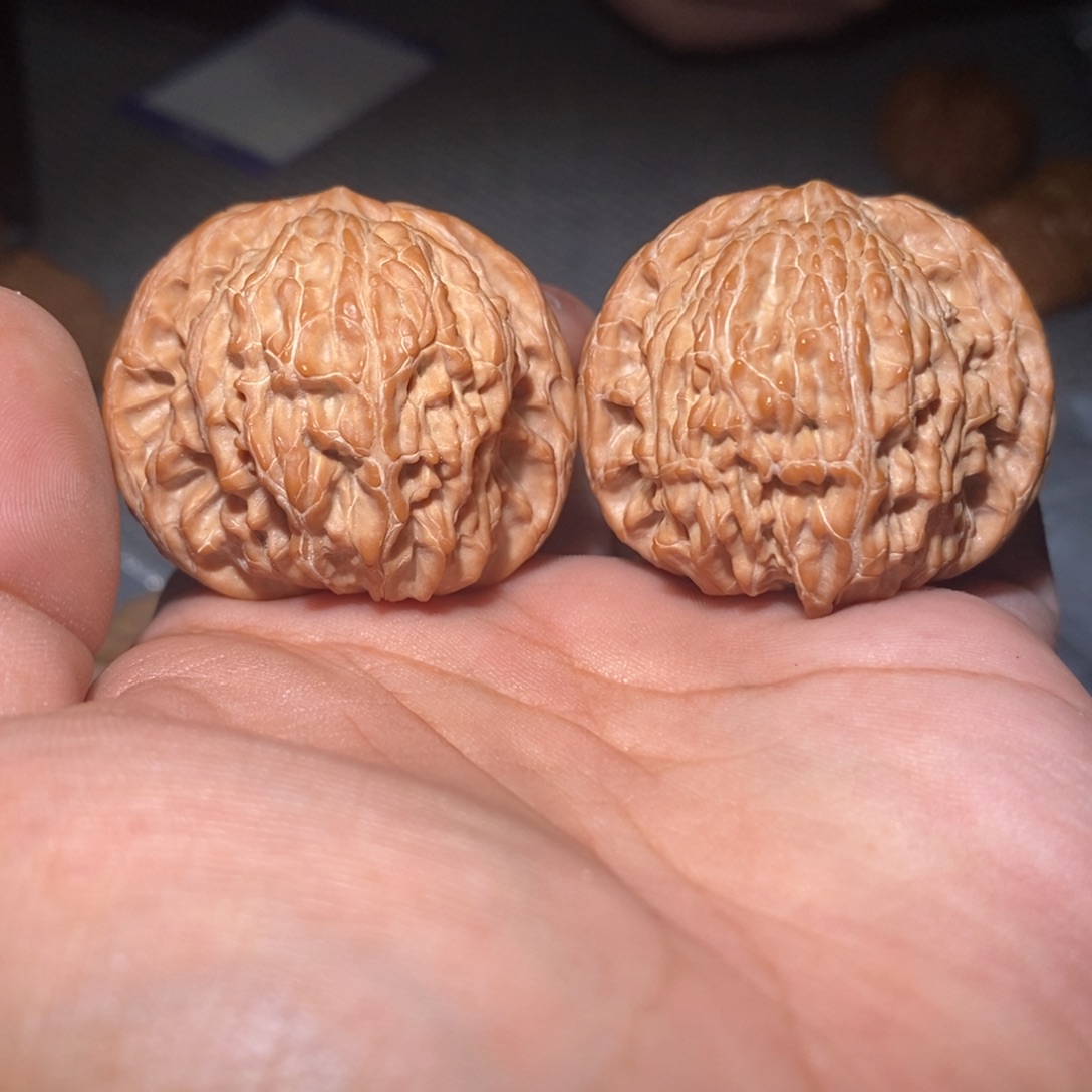 桃核把件42尺山地磨