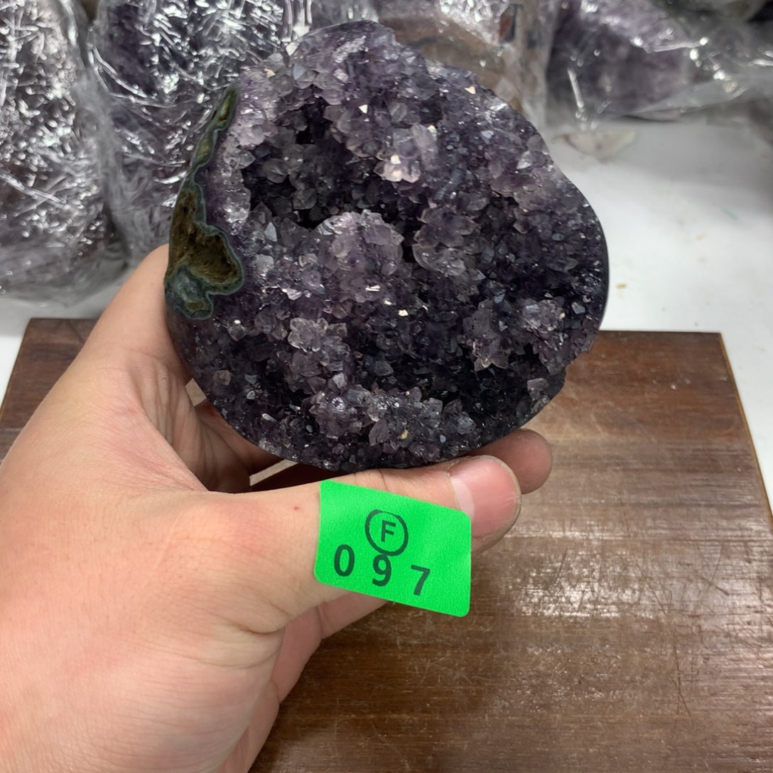 水晶大型摆件（非配饰）未镶嵌