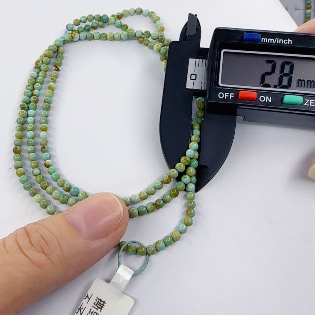 绿松石未镶嵌颈饰