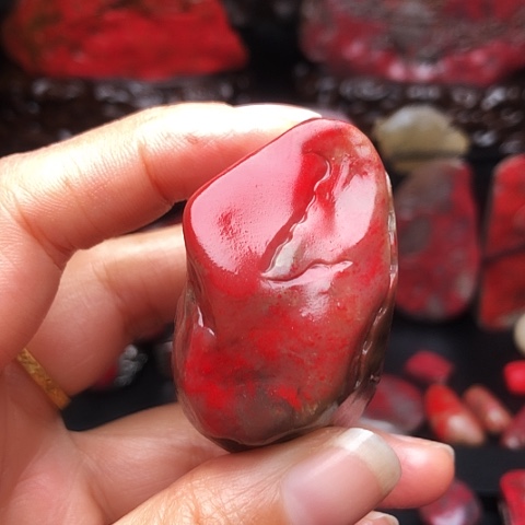 昌化鸡血石昌化鸡血石原石