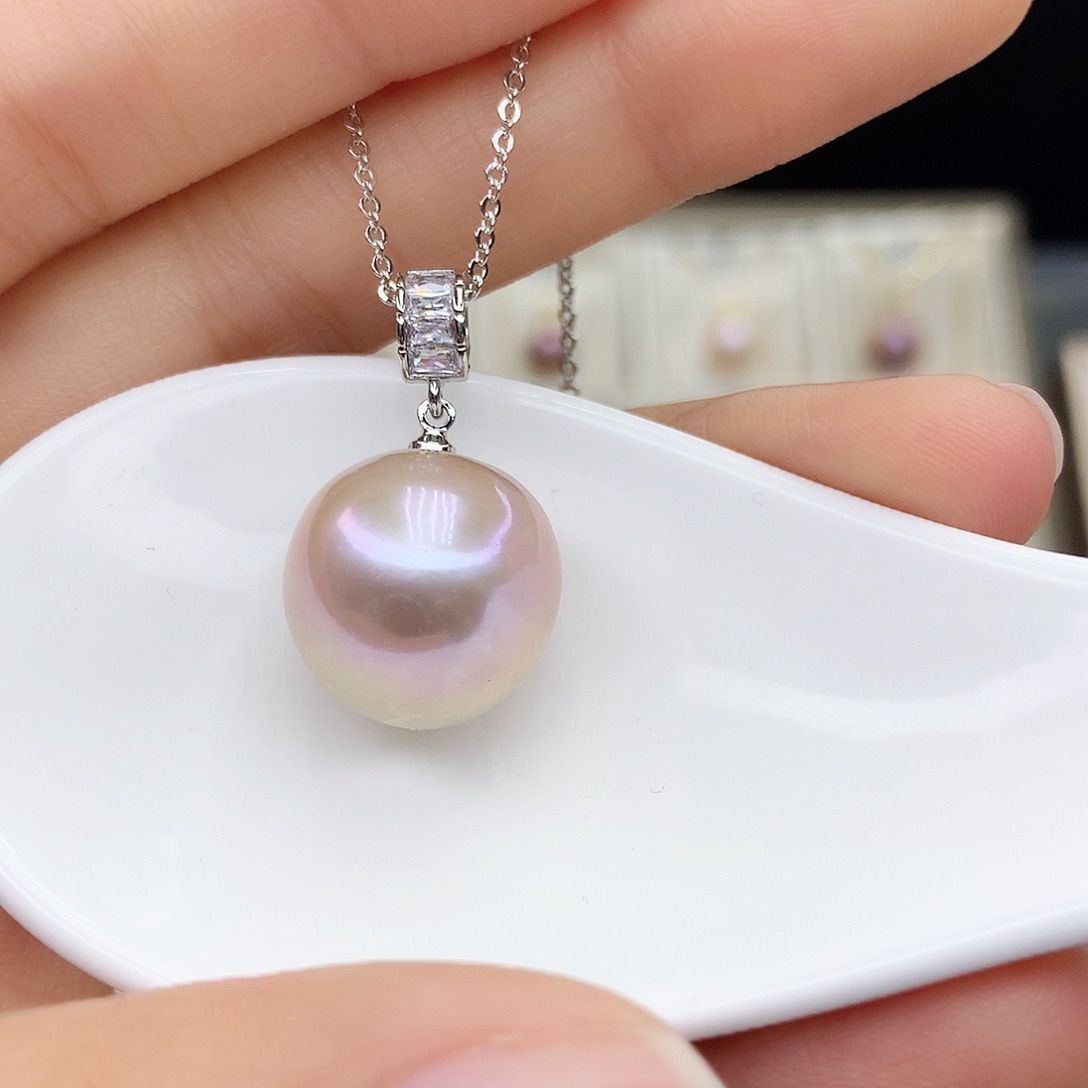 淡水珍珠颈饰合金