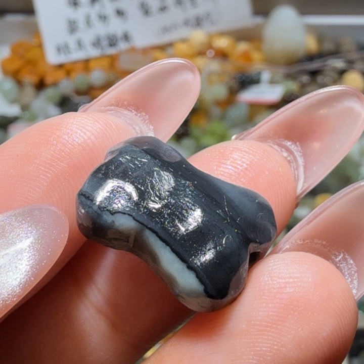 和田玉未镶嵌珠宝半成品