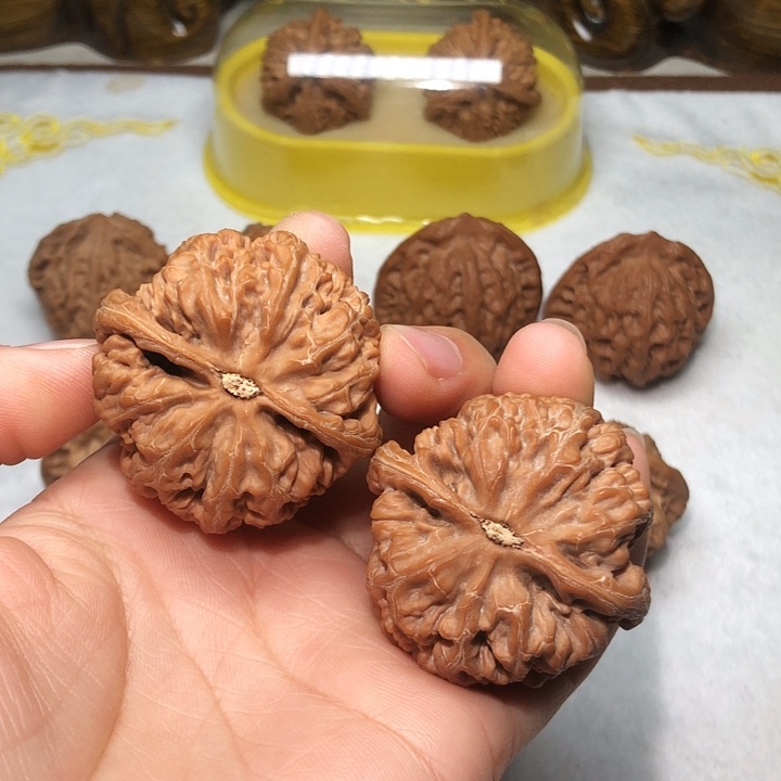 Ŷ***文玩核桃43大粗筋