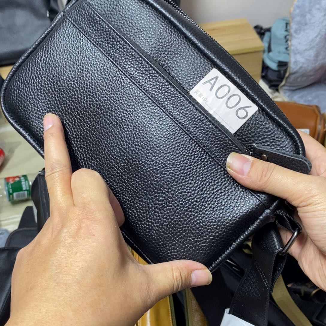 头层牛皮包包的包包都会很