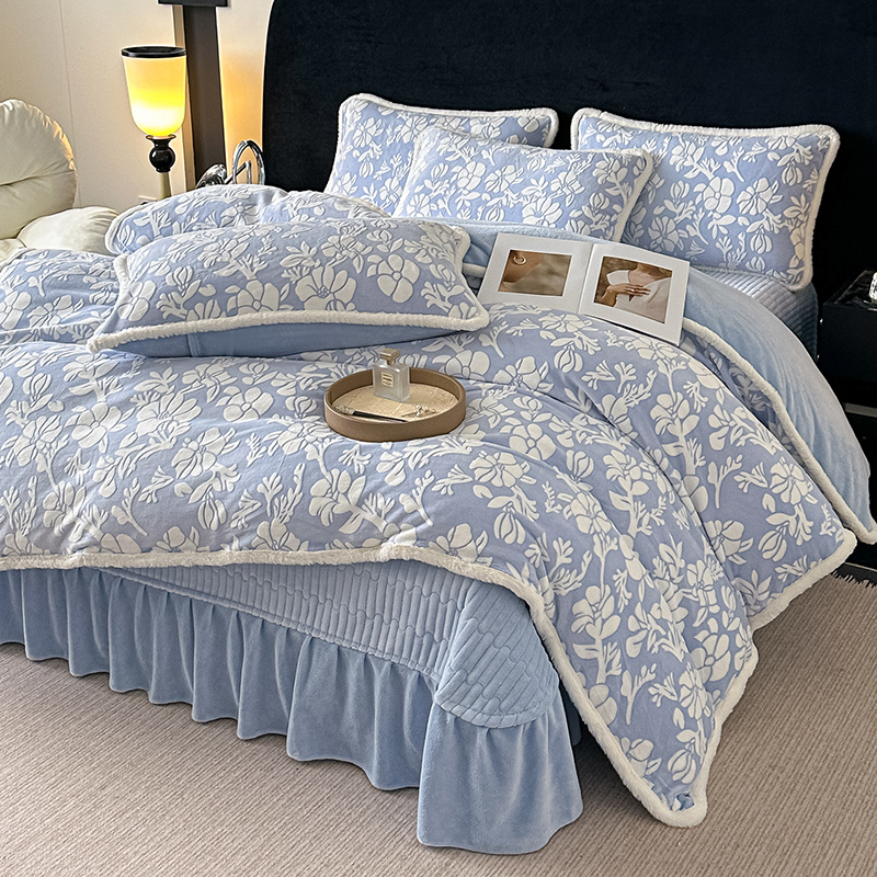 冬季加厚高克重牛奶绒双面绒床盖四件套立体雕花法兰绒防静电床品