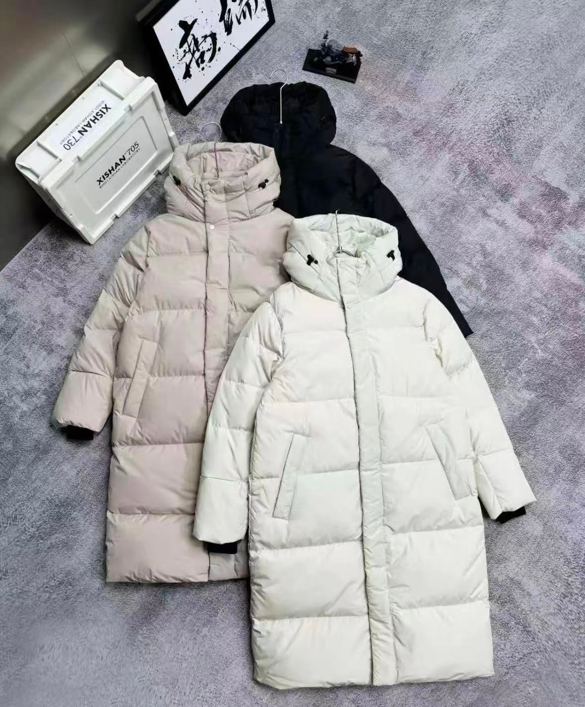 过膝休闲风厚哑光缎面连帽加厚长款韩版情侣棉服
