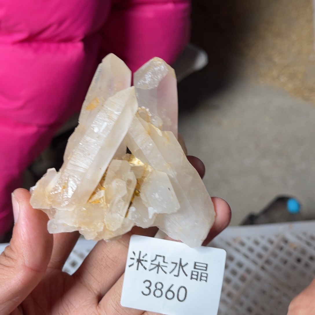 月****水晶未镶嵌珠宝半成品