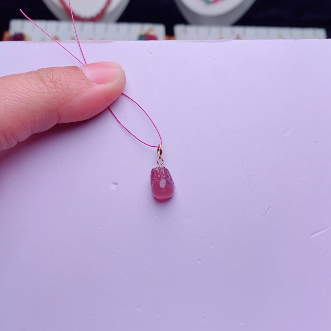 18K金镶嵌提溜m碧玺貔貅