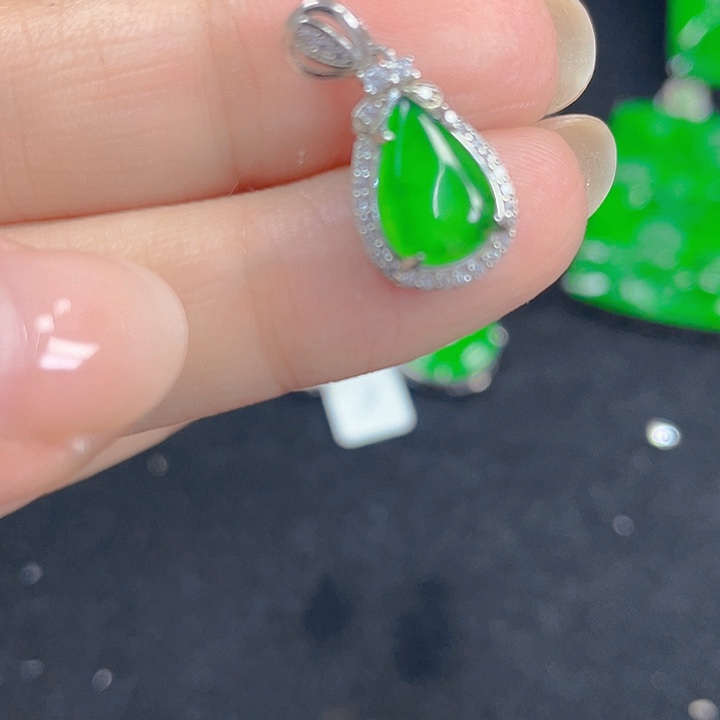 翡翠银S925镶嵌吊坠(不含链)