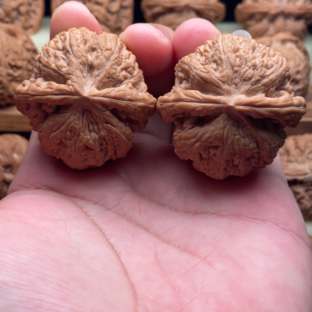 文玩核桃吊坠42全品大粗筋