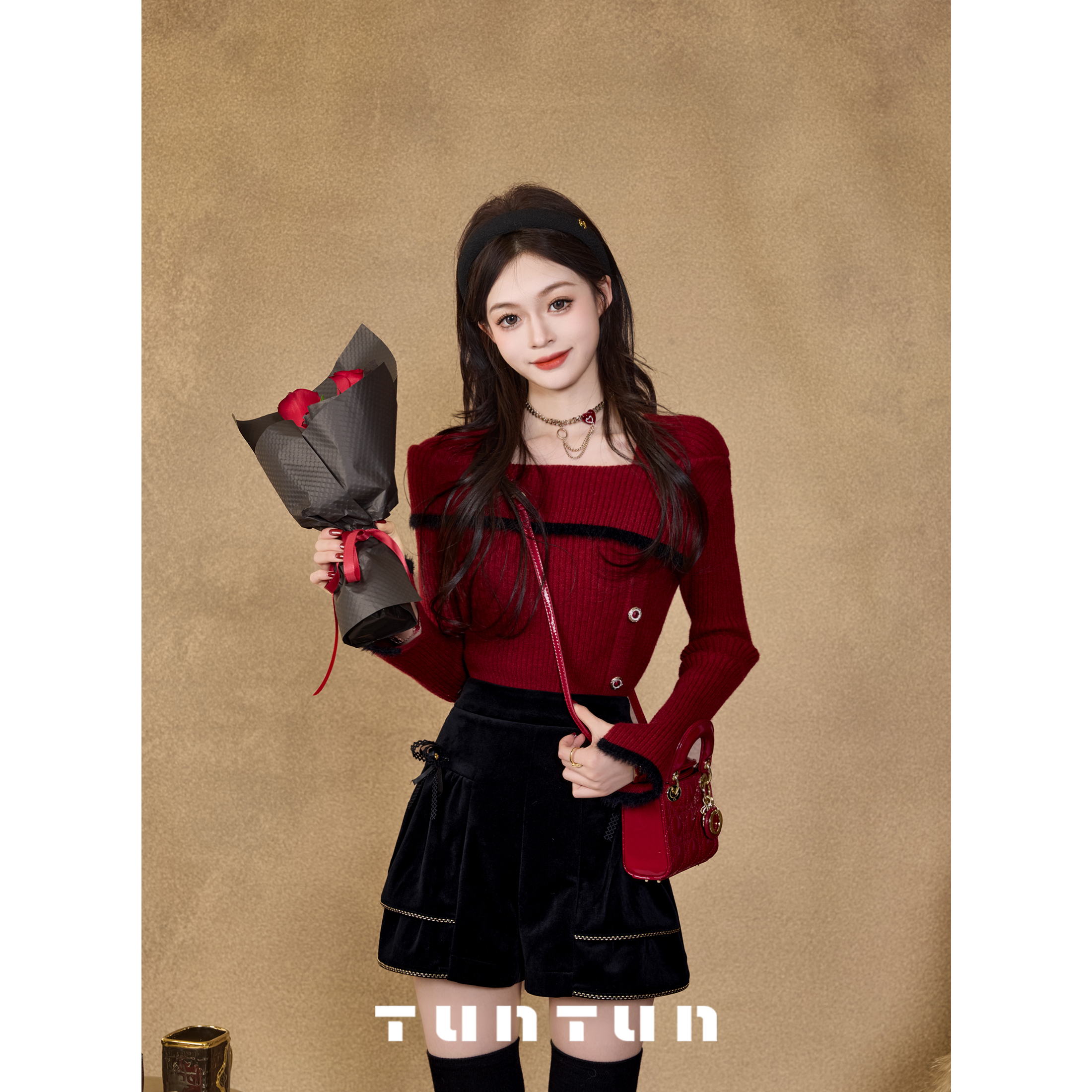 吞吞TUNT【美女贴贴】漂亮冷白皮 显白红调一字肩毛衣4