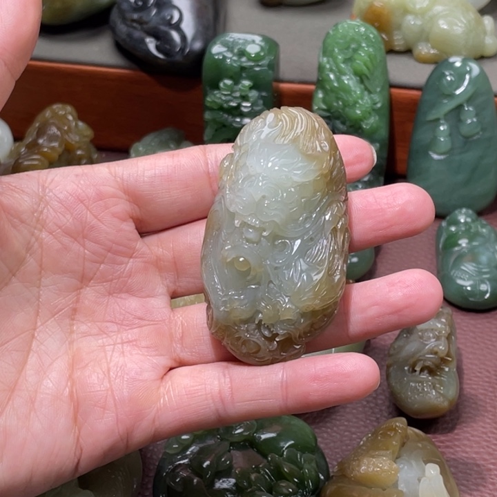 和田玉（糖玉）未镶嵌颈饰