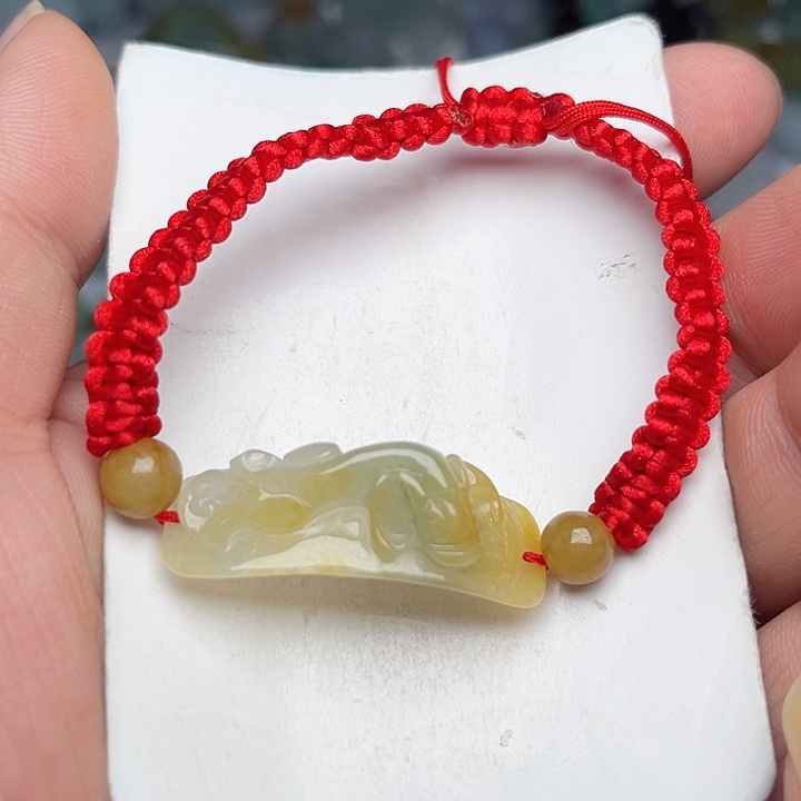 翡翠颈饰未镶嵌貔貅手牌