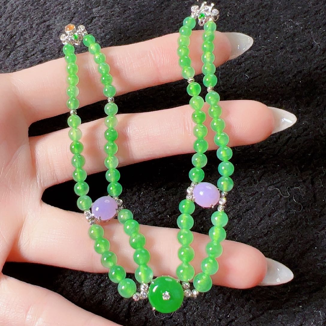 翡翠手串未镶嵌签收后24小时鉴赏期，过时不退